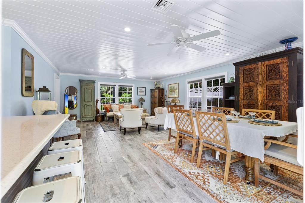 待售: $1,299,000 (4 贝兹, 3 浴室, 2493 平方英尺)