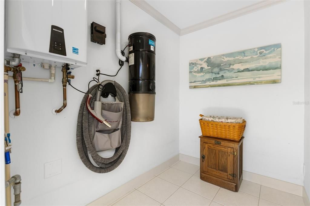 待售: $1,299,000 (4 贝兹, 3 浴室, 2493 平方英尺)