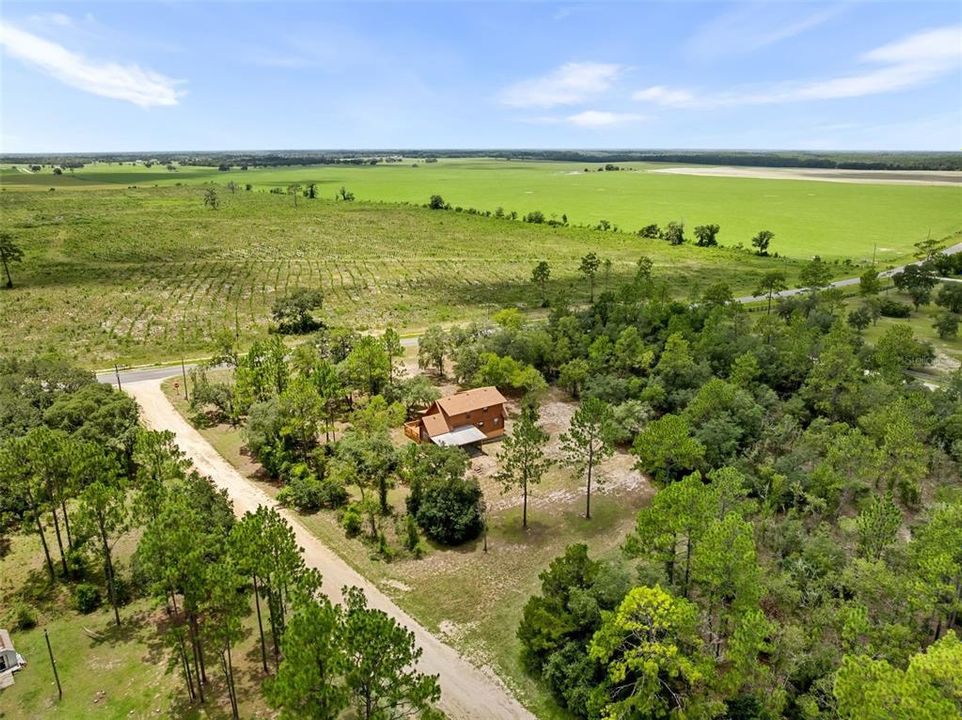 На продажу: $431,500 (5 спален, 2 ванн, 1824 Квадратных фут)