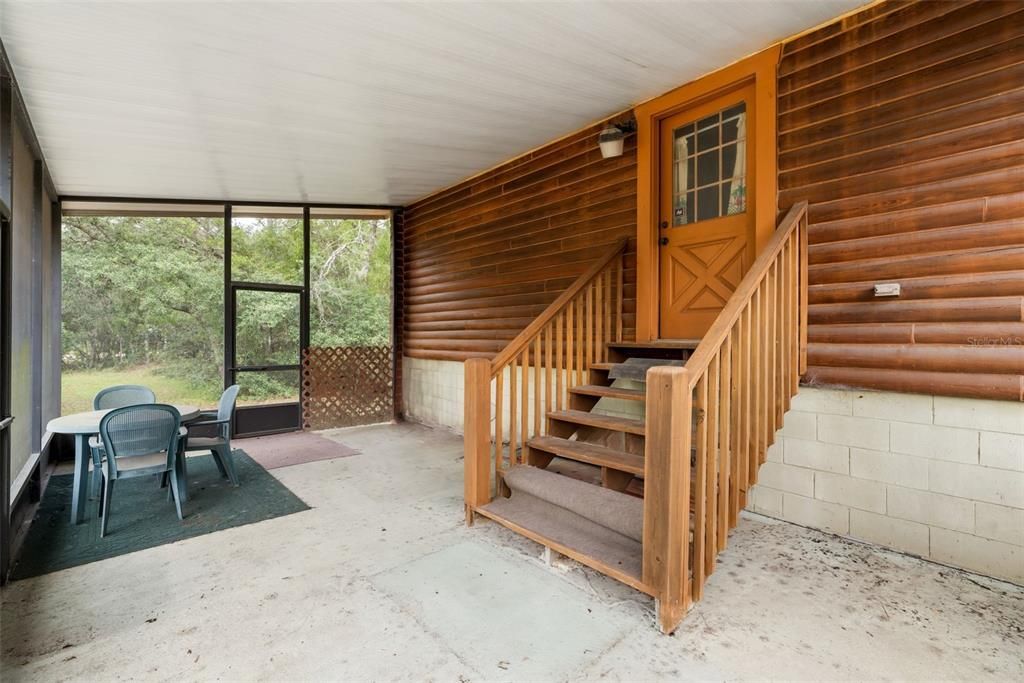 На продажу: $431,500 (5 спален, 2 ванн, 1824 Квадратных фут)