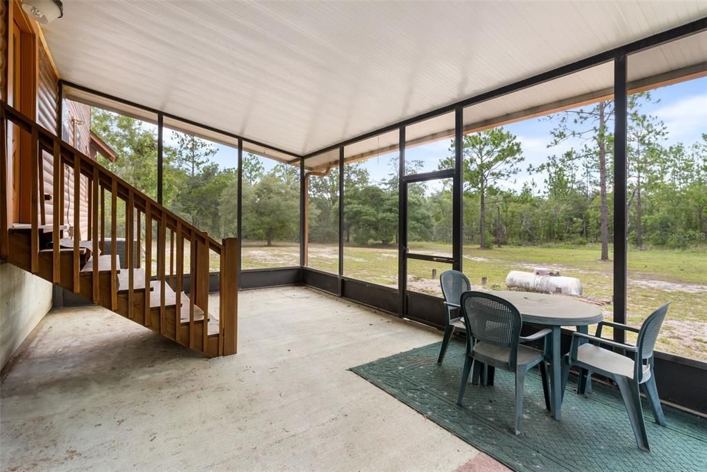 На продажу: $431,500 (5 спален, 2 ванн, 1824 Квадратных фут)