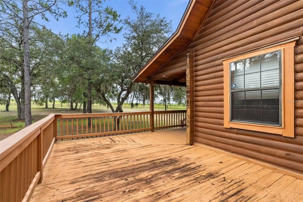 На продажу: $431,500 (5 спален, 2 ванн, 1824 Квадратных фут)