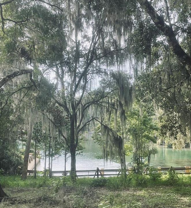 For Sale: $98,900 (2 beds, 2 baths, 968 Square Feet)