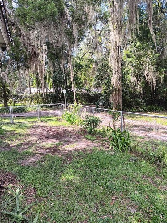 For Sale: $98,900 (2 beds, 2 baths, 968 Square Feet)