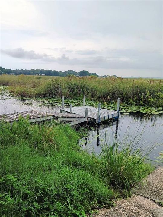 For Sale: $98,900 (2 beds, 2 baths, 968 Square Feet)