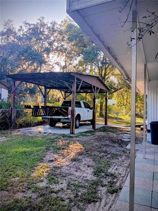 For Sale: $98,900 (2 beds, 2 baths, 968 Square Feet)