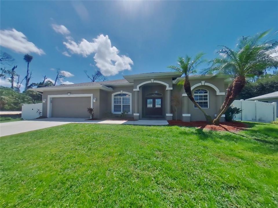 Recently Rented: $2,449 (3 beds, 2 baths, 1784 Square Feet)