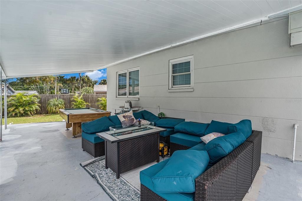 Active With Contract: $499,999 (3 beds, 2 baths, 1725 Square Feet)