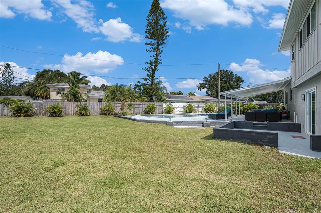 Active With Contract: $499,999 (3 beds, 2 baths, 1725 Square Feet)