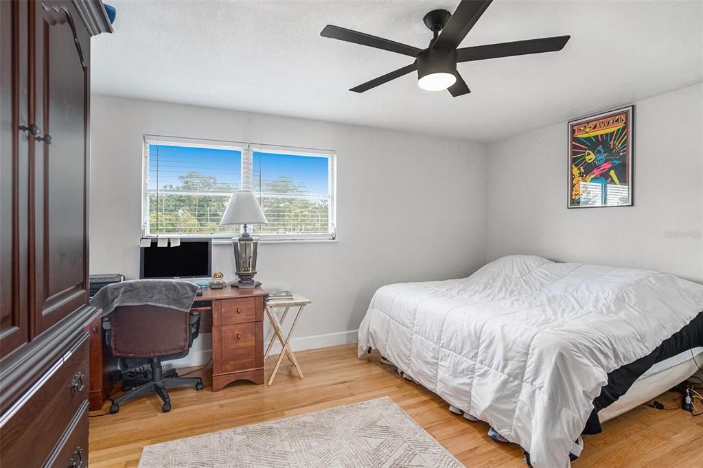 Active With Contract: $499,999 (3 beds, 2 baths, 1725 Square Feet)