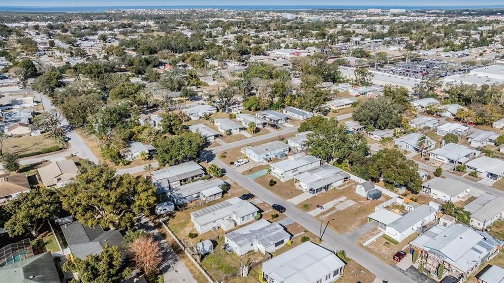 For Sale: $81,000 (2 beds, 1 baths, 710 Square Feet)