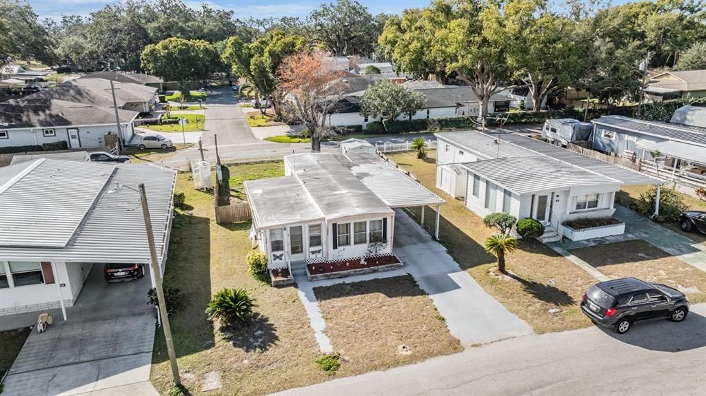 For Sale: $81,000 (2 beds, 1 baths, 710 Square Feet)