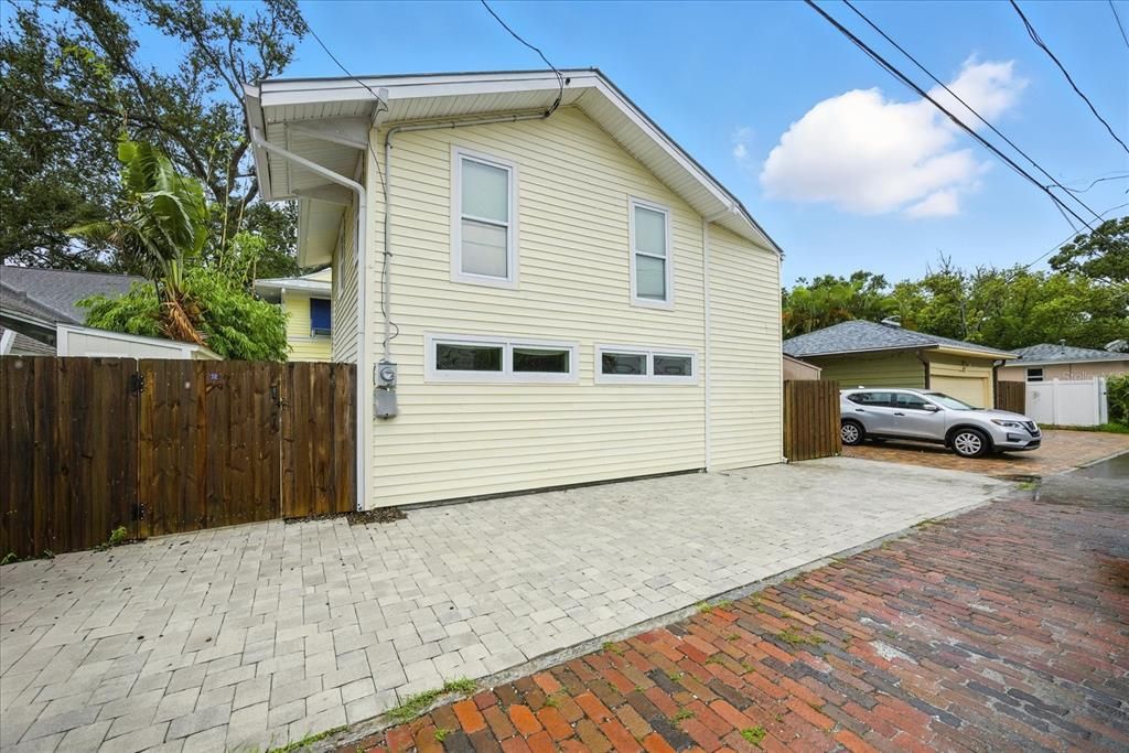 En Renta: $15,000 (5 camas, 4 baños, 3122 Pies cuadrados)