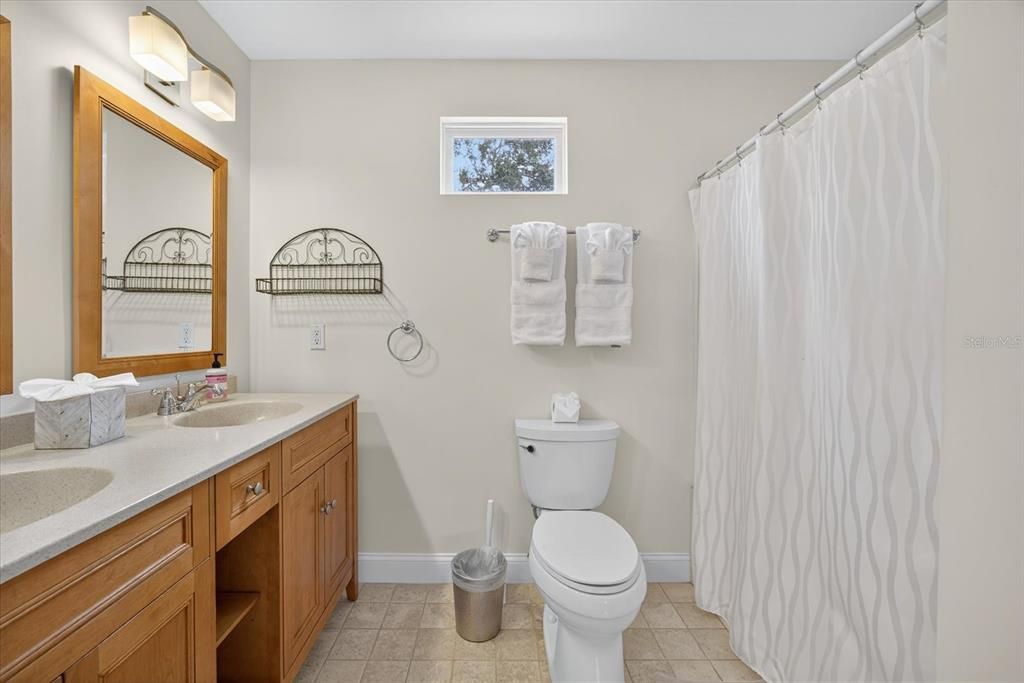 En Renta: $15,000 (5 camas, 4 baños, 3122 Pies cuadrados)