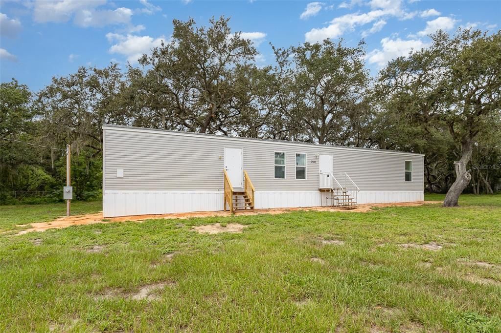 For Sale: $179,900 (3 beds, 2 baths, 952 Square Feet)