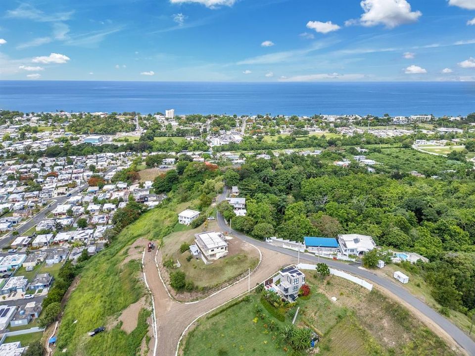 На продажу: $799,000 (3 спален, 2 ванн, 2500 Квадратных фут)