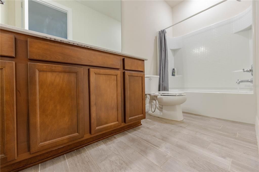 待售: $860,000 (5 贝兹, 4 浴室, 4447 平方英尺)