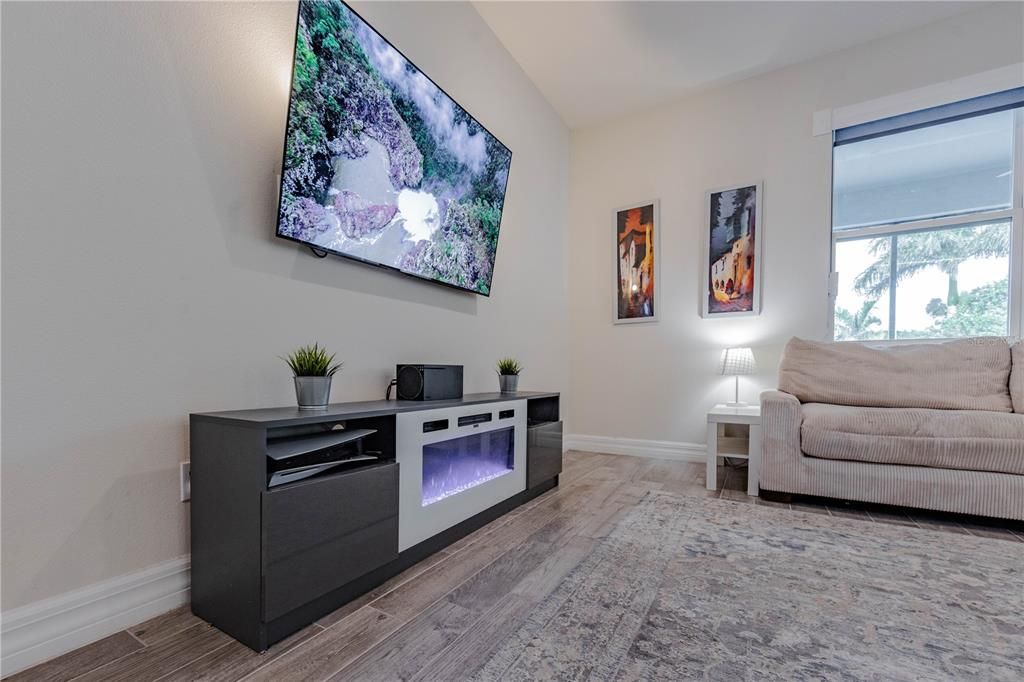 待售: $860,000 (5 贝兹, 4 浴室, 4447 平方英尺)