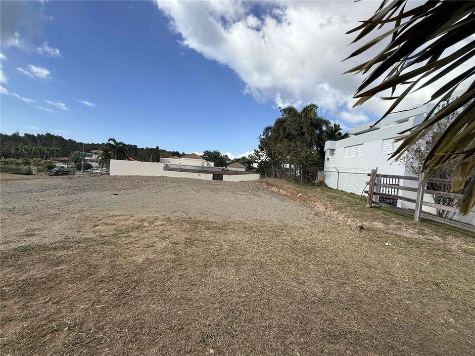 待售: $149,000 (0.50 acres)