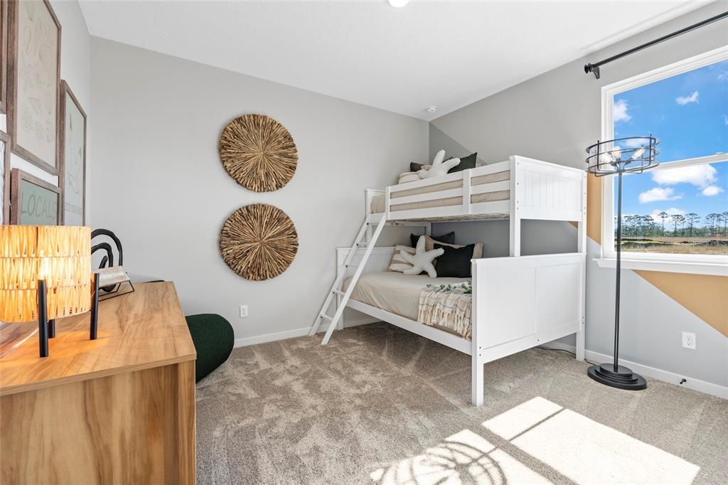 Activo con contrato: $524,990 (4 camas, 3 baños, 2823 Pies cuadrados)