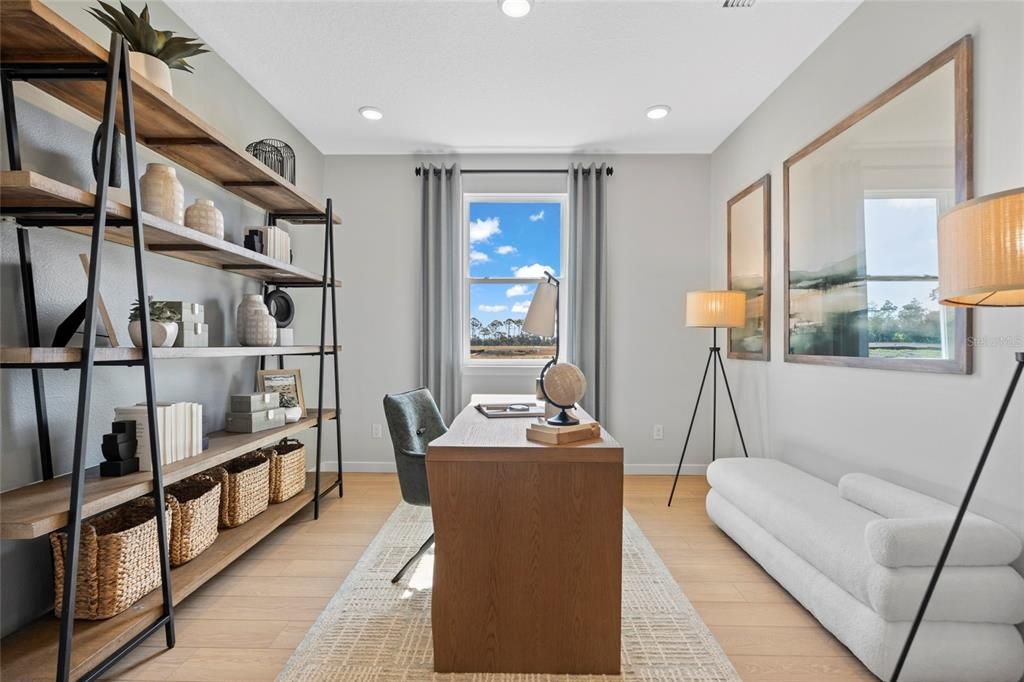 Activo con contrato: $524,990 (4 camas, 3 baños, 2823 Pies cuadrados)