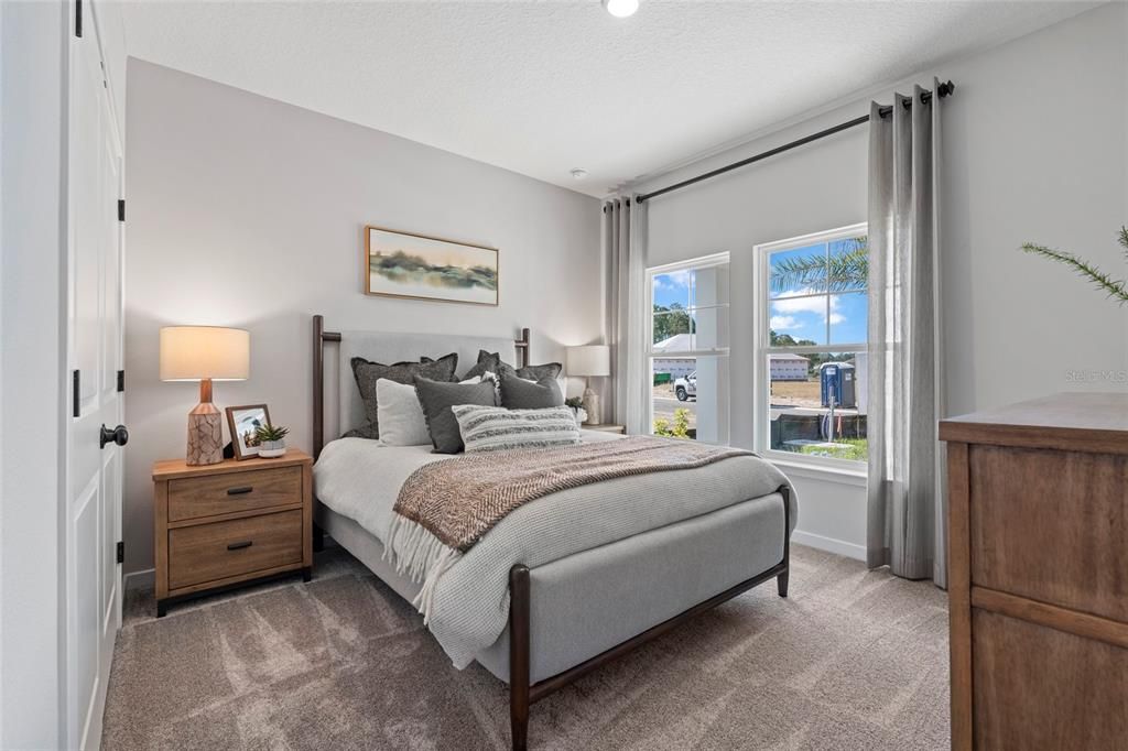 Activo con contrato: $524,990 (4 camas, 3 baños, 2823 Pies cuadrados)