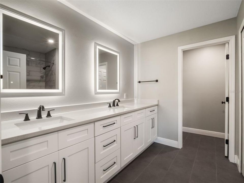 На продажу: $1,244,900 (4 спален, 2 ванн, 2924 Квадратных фут)