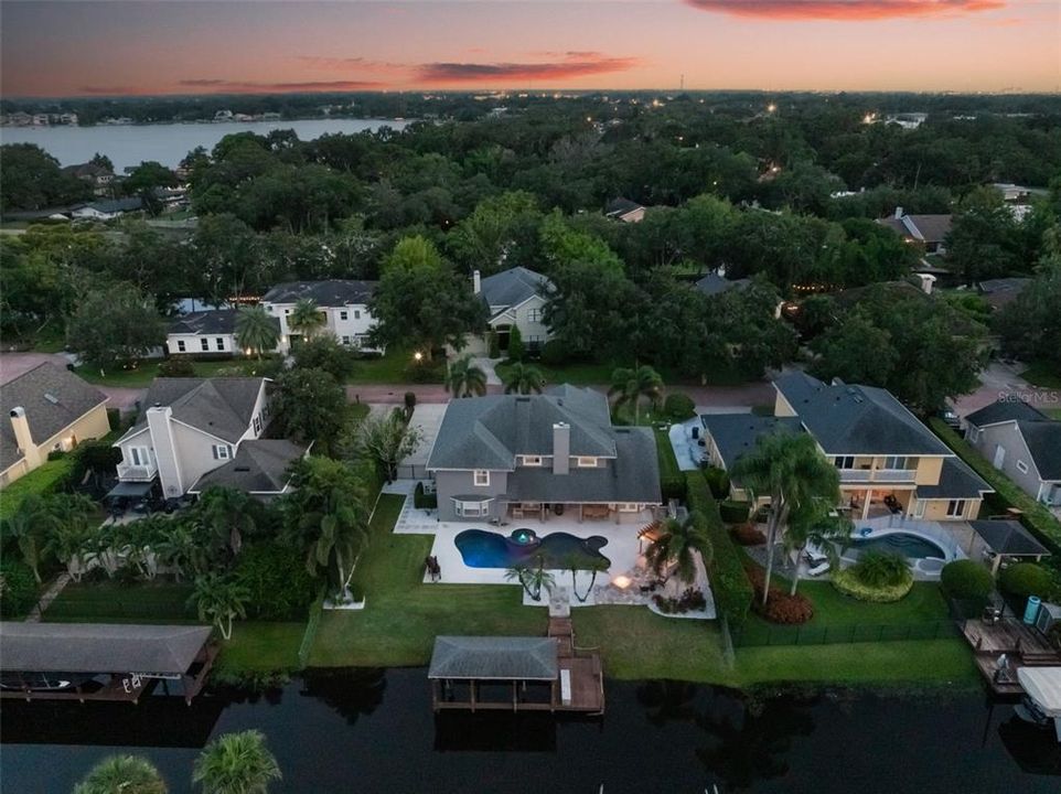 На продажу: $1,244,900 (4 спален, 2 ванн, 2924 Квадратных фут)