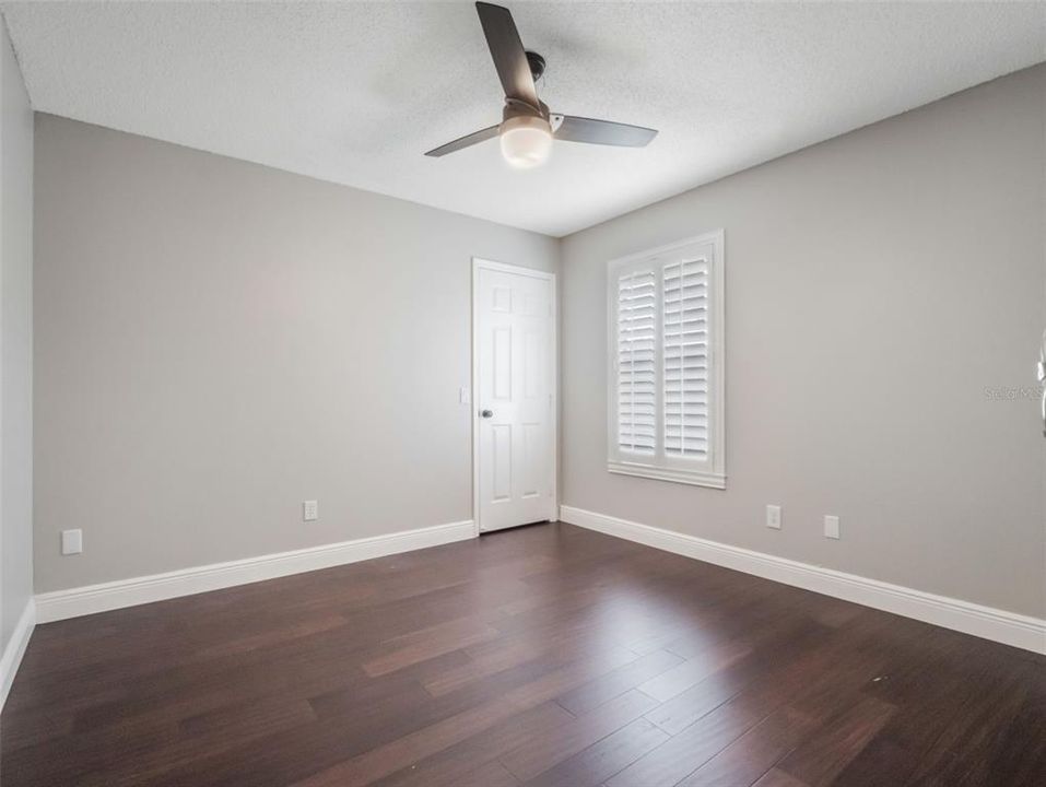 На продажу: $1,244,900 (4 спален, 2 ванн, 2924 Квадратных фут)