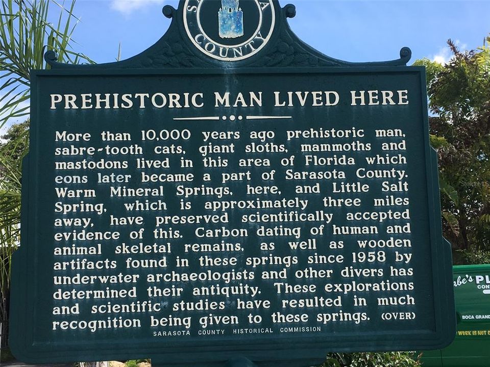 合同活跃: $142,000 (2 贝兹, 2 浴室, 1079 平方英尺)