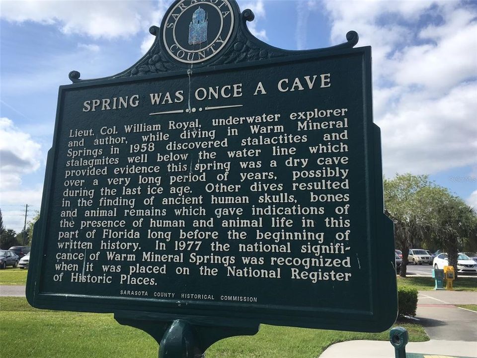 合同活跃: $142,000 (2 贝兹, 2 浴室, 1079 平方英尺)