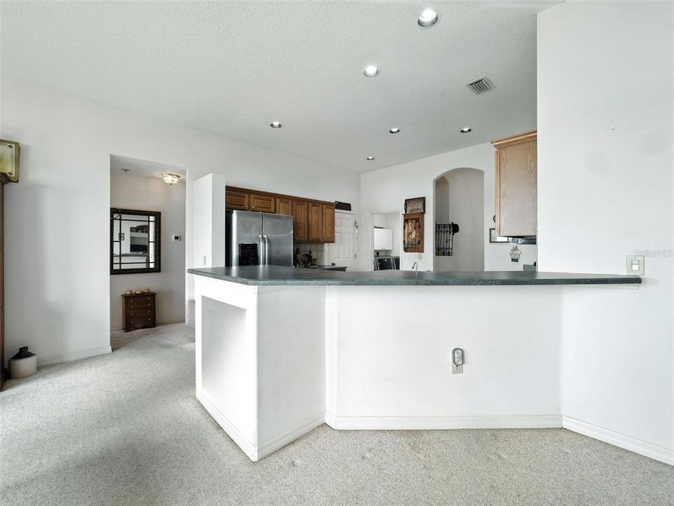 На продажу: $540,000 (3 спален, 2 ванн, 2106 Квадратных фут)