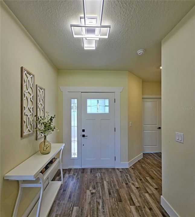 For Sale: $315,000 (3 beds, 2 baths, 1612 Square Feet)