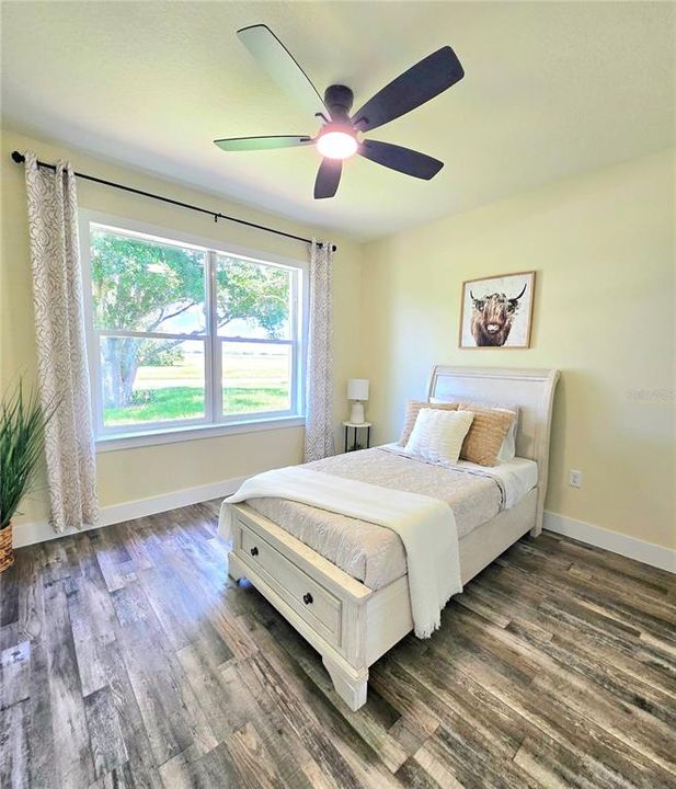 For Sale: $315,000 (3 beds, 2 baths, 1612 Square Feet)