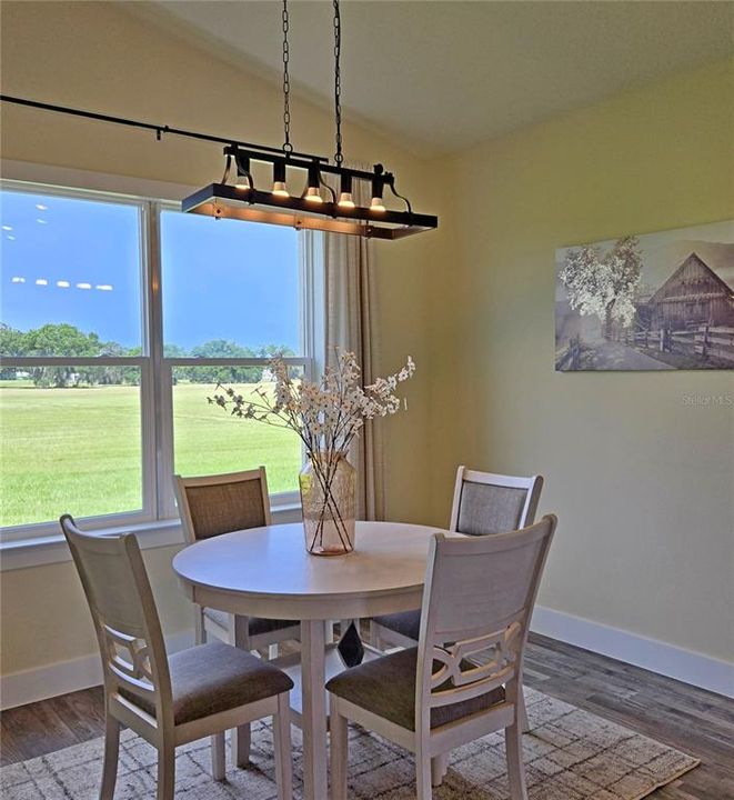 For Sale: $315,000 (3 beds, 2 baths, 1612 Square Feet)