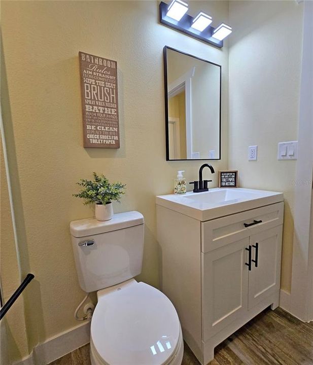 For Sale: $315,000 (3 beds, 2 baths, 1612 Square Feet)