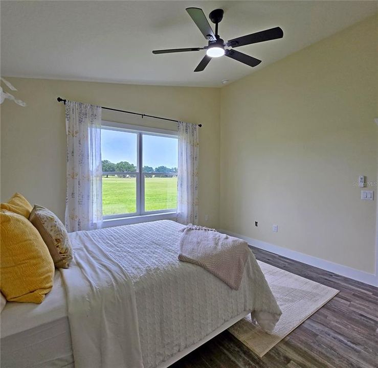 For Sale: $315,000 (3 beds, 2 baths, 1612 Square Feet)