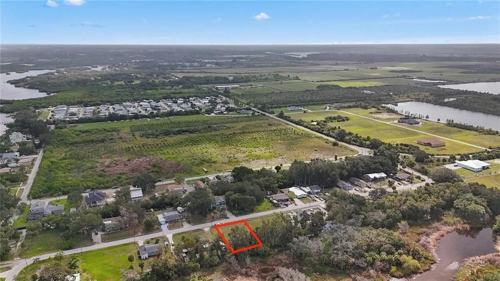 待售: $80,000 (0.27 acres)