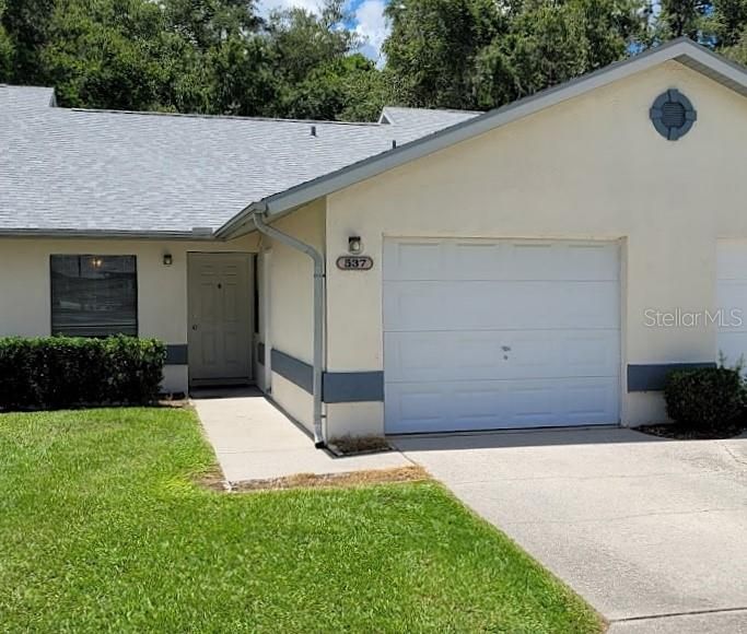 Active With Contract: $179,900 (2 beds, 2 baths, 959 Square Feet)