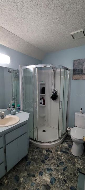 Active With Contract: $179,900 (2 beds, 2 baths, 959 Square Feet)