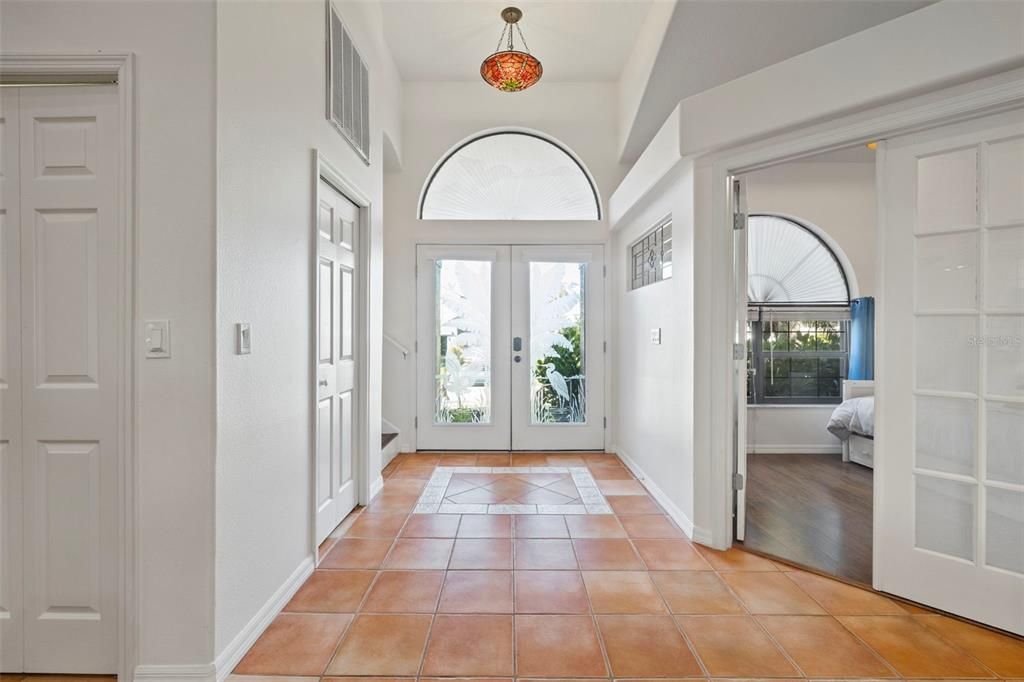 For Sale: $899,000 (3 beds, 3 baths, 2670 Square Feet)