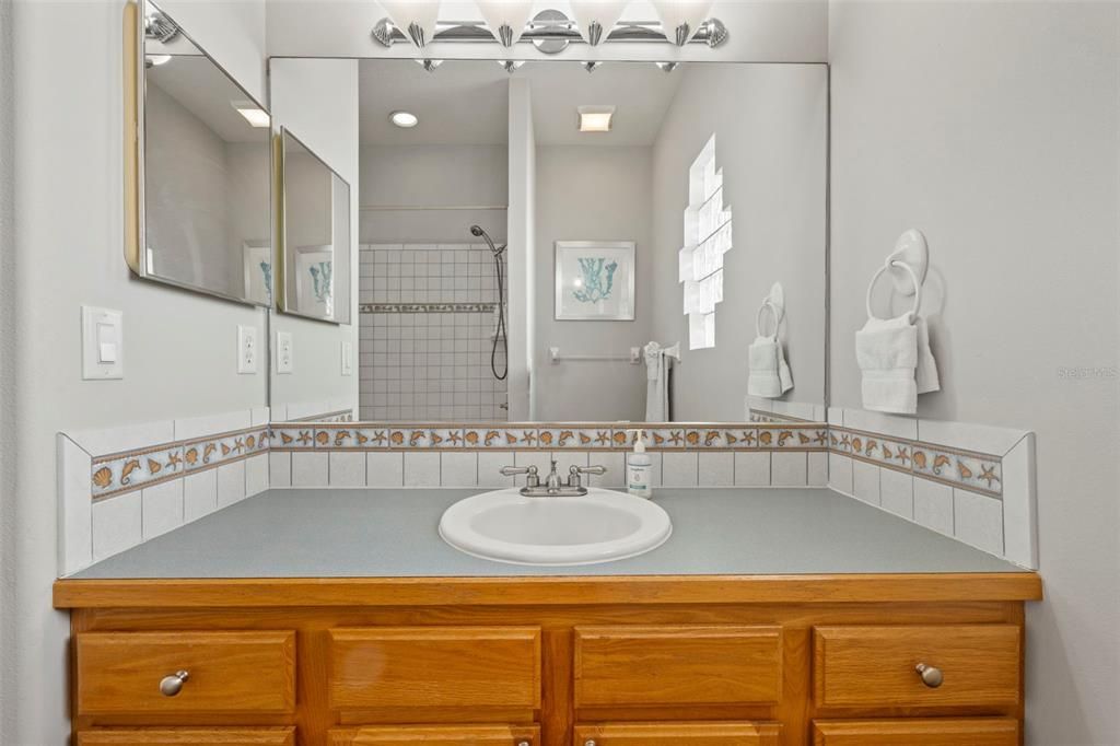 For Sale: $899,000 (3 beds, 3 baths, 2670 Square Feet)