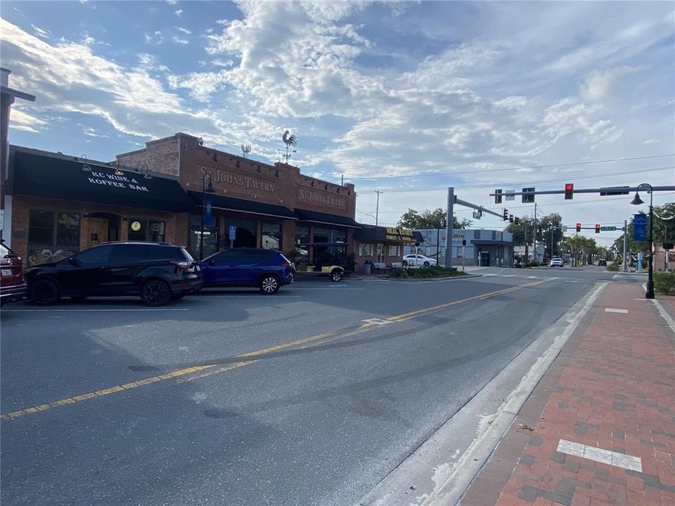 待售: $387,987 (2 贝兹, 2 浴室, 1380 平方英尺)