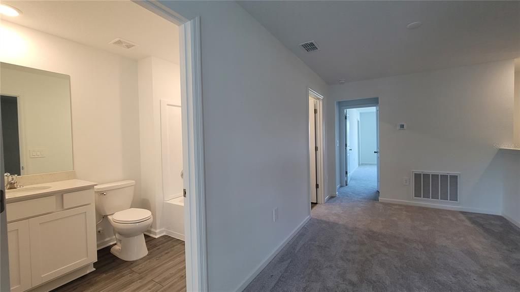 En Renta: $2,150 (3 camas, 2 baños, 2178 Pies cuadrados)