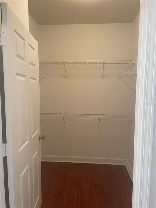 Под контрактом: $199,000 (2 спален, 2 ванн, 1133 Квадратных фут)