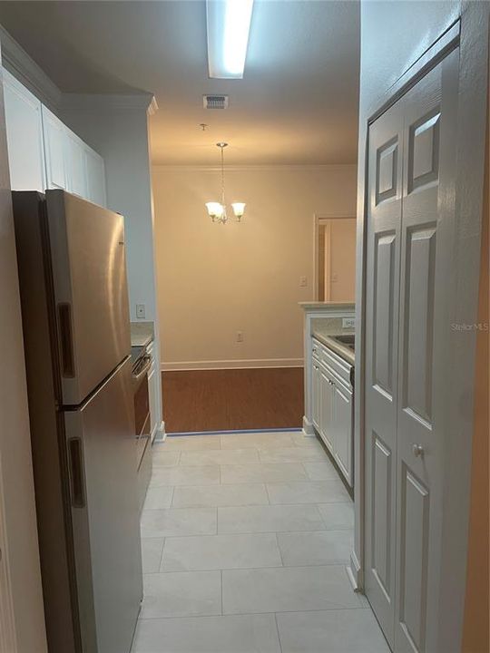 Под контрактом: $199,000 (2 спален, 2 ванн, 1133 Квадратных фут)