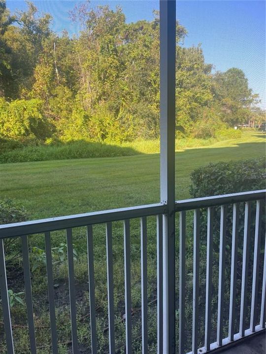 Под контрактом: $199,000 (2 спален, 2 ванн, 1133 Квадратных фут)