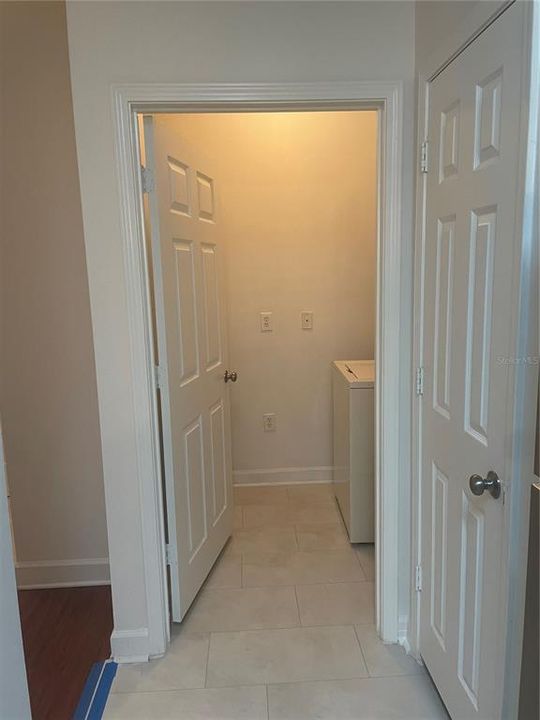 Под контрактом: $199,000 (2 спален, 2 ванн, 1133 Квадратных фут)