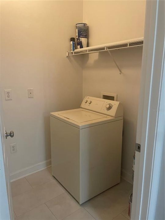 Под контрактом: $199,000 (2 спален, 2 ванн, 1133 Квадратных фут)