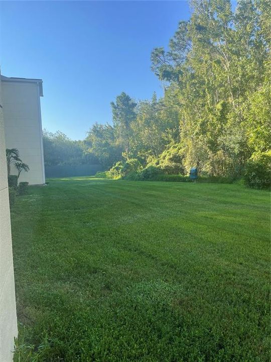 Под контрактом: $199,000 (2 спален, 2 ванн, 1133 Квадратных фут)